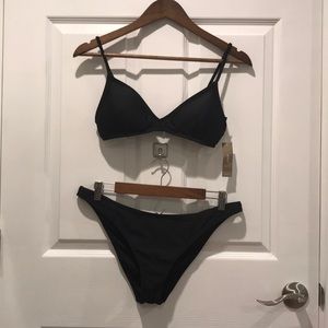 JCREW NWT BLACK BIKINI TOP AND BOTTOM. TOP MEDIUM BOTTOMS LARGE